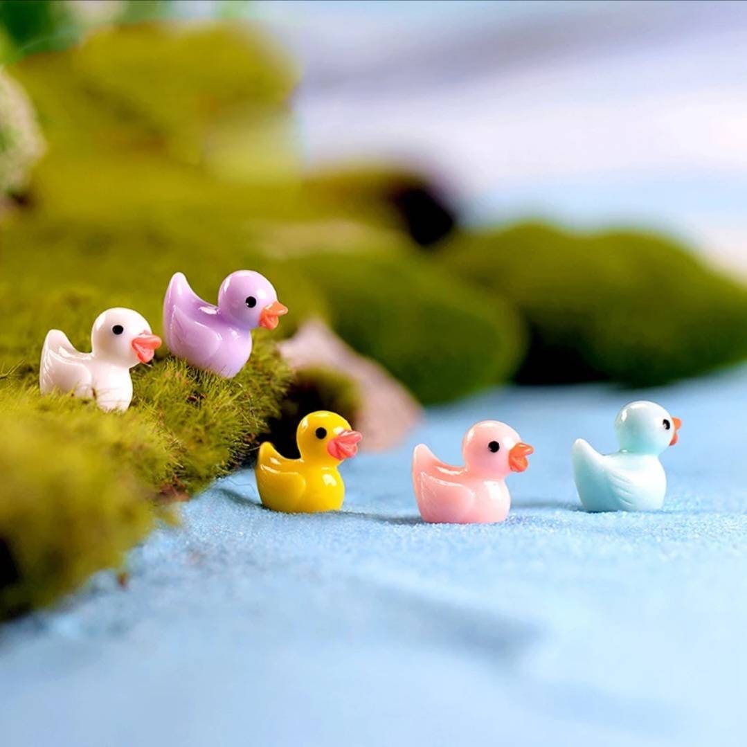 TTE Originals Customizable Swimming Rubber Duck Accessories Grip Resin Shaker Charm