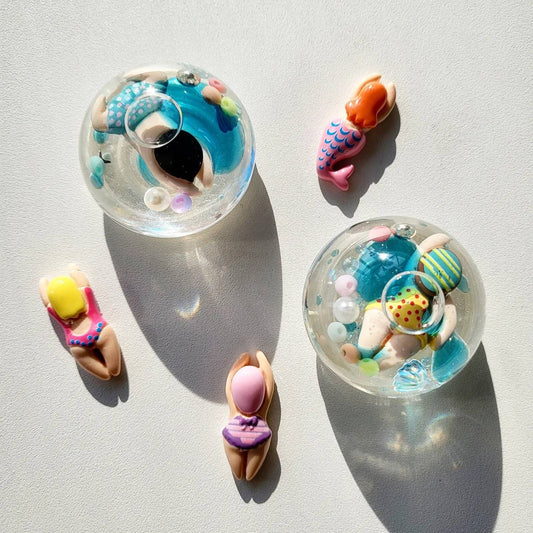 TTE Originals Custom Handmade Resin Shaker Swimming Swimmers Hemisphere Phone Grips